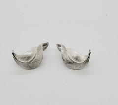 Vintage CROWN TRIFARI Clip Earrings Art Deco Silver Tone Signed 1.25 in estate