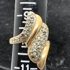 Vintage 18KT HGE Gold Plated with Crystal’s Statement Ring varied sizes