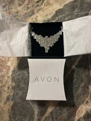 Vintage Avon Rhinestone Necklace Silver Tone Solid Pendant