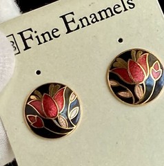 Vintage Fine Enamel Round Stud Earrings Floral Red Black Gold .50in Ladies 5.3g