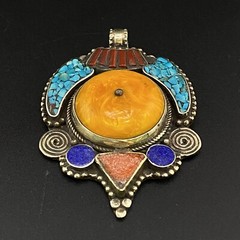 Handmade Masterpiece Old Ethnic Unique Tibetan Multi Colour Leaf Shape Pendant