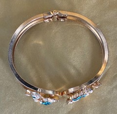 Vintage Oleg Cassini 3 Piece 24K Gold Plated & Blue Crystal Set w/ Original Box