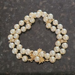 Ciner Faux Pearl Double Strand Beaded Bracelet Vintage Fancy Box Clasp 8.5 In