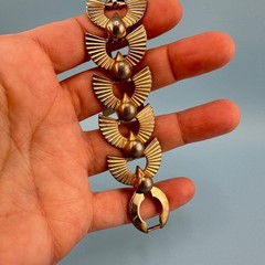 Vintage Art Deco Style Bracelet Gold Tone Fan Link 6.5″ Designer Signed
