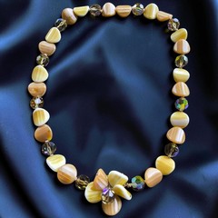 Vintage Lucite Flower Necklace Butterscotch Caramel AB Crystal Hidden Clasp 21″