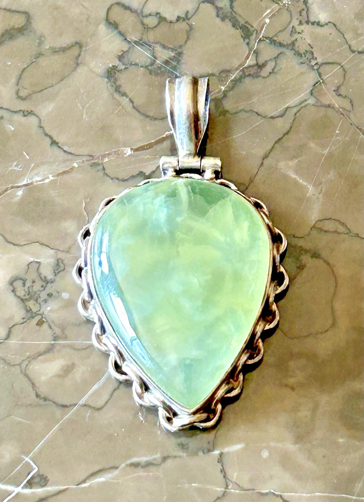 Vintage Prehnite Green Cabachon Rolo Style Sterling Silver Pendant