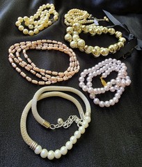 Vintage Collection Of 6 Imitation Pearl Necklaces Various Colors Excellent