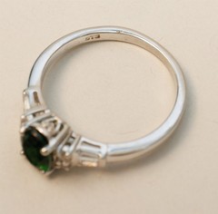 Size 9 Chrome Diopside Round & Tapered Baguette Accents Sterling Silver Ring