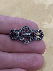 Heirloom 73 Designer Signed Vintage Sterling Silver 925 Marcasite Brooch Pin