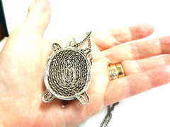 vintage silver filigree turtle hinged box necklace sz 36 in lg wgt 29.3 grams