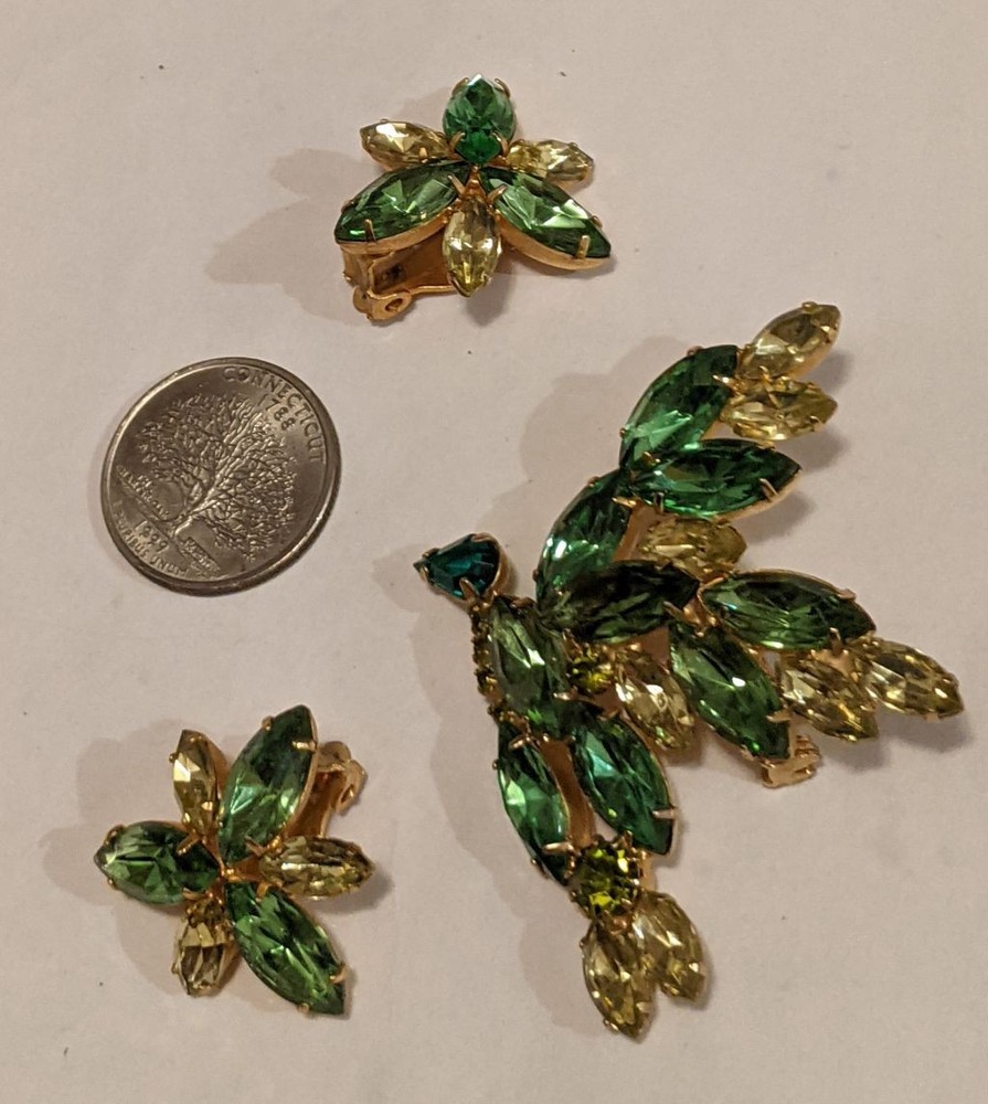 Vintage Rhinestone Set Juliana Style Brooch Clip Earring Green Citrine Floral