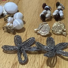 Very Vintage Lot of Costume Jewelry Pieces 17 Pc Project Wearable Signed Stamp88