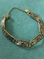 Vintage Wheat Themed Damascene Gold Tone Black Enamel Links Bracelet – 7 Inches