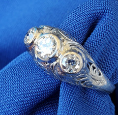 Original EARTH MINED Diamond ART Deco Engagement RING Vintage PLATINUM Trilogy