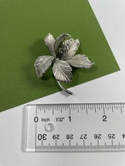 4 Vintage Brooch Pin Flowers Floral Iris Joclyn Lot Silver Tone Good Condition