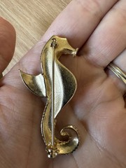 Lot Of 2 Vintage Brooches – Gold Tone Seahorse And Gold Tone Leaf With Pearl
