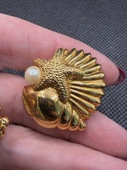 Gold Tone High Quality Avon Clip Earrings Starfish & Faux Pearl Good Quality
