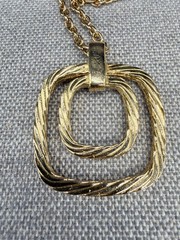 Vintage Necklace Twist Gold Tone Square Pendant 24 Inches