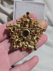 Vintage JULIANA Brooch Layered Hues of Blue Rhinestone Beautiful Gold Tone