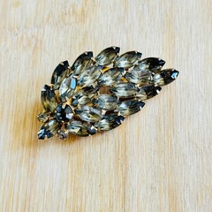 VTG Leaf Jeweled Brooch Marquise Smoky Gray Crystal Rhinestone Floral 60s