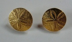 1955-1969 Vintage Crown Trifari Goldtone Sand Dollar Clip Earrings