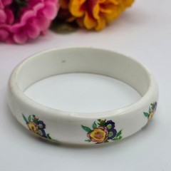 Vintage White Floral Lucite Bangle Bracelet 8 In Retro Cottagecore 17mm Wide