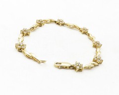 ROSS SIMON 925 Silver Cubic Zirconia Floral Gold Plated Chain Bracelet BT4860