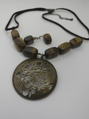Avon Boho Tiger Eye Bead Suede Cord Brass Pendant Necklace Earring Set
