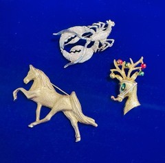 Animal Designer Brooch Pin Lot Of 24 MYLU AVON Liz Claiborne Nancy Wolff AAi