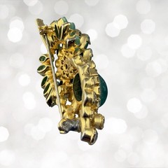 Vintage JULIANA BOOK PIECE 1965 Jade RHINESTONE Gold Filigree BROOCH Pin D&E