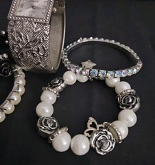 Women’s Pre-owned Lot Of 5 Silver Black Bracelets & Watch