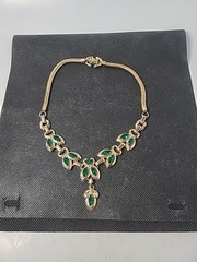 Vintage Signed McClelland Barclay 1940s 16″ Green Rhinestone Gold-Tone Necklace