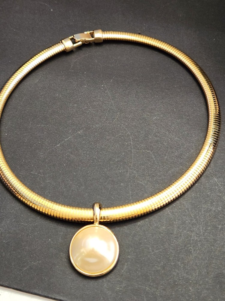 Vintage Marvella Omega Chain Necklace faux pearl Gold Tone Signed 80’s