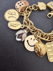 John Wind Maximal Art Bracelet Charm 15 Charms Chunky Gold Plated Vintage