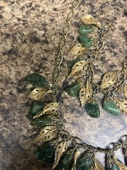 Vintage signed Sarah Coventry “Nile Queen” Necklace /w card. Adjustable length!