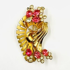 Vintage Fan Wave Rhinestone Brooch Red and Clear Prong Set Stones Gold Tone Pin