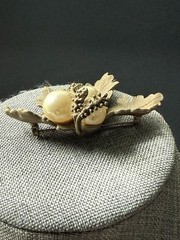 Vintage Flower Faux Pearl Brooch Matte Finish Brushed Gold Career Cocktail Retro