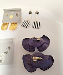 Lot of 7 of Pairs Vintage Unbranded New Old Stock Fashion Earrings