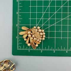 Vintage Brooch Lot Gold Tone Faux Pearl Leaf Branch Feather Some Signed