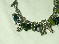 COOKIE LEE…Silver Tone & Lucite Flowers, Leaves,Butterfly++ Charms Bracelet…
