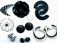 Lot 8 Dramatic 1960s-1980s Plastic Resin Metal Black & White Earrings & Brooches