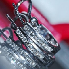 14k white gold earrings 0.16ct diamond 0.75″ omega back hoop 4.78g N2594B