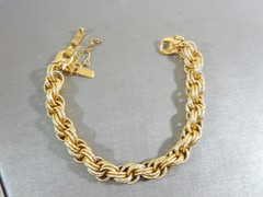 VTG MONET CHUNKY TEXTURED GOLD TONE MULTI LINK 7.5″ BRACELET W SAFETY CHAIN