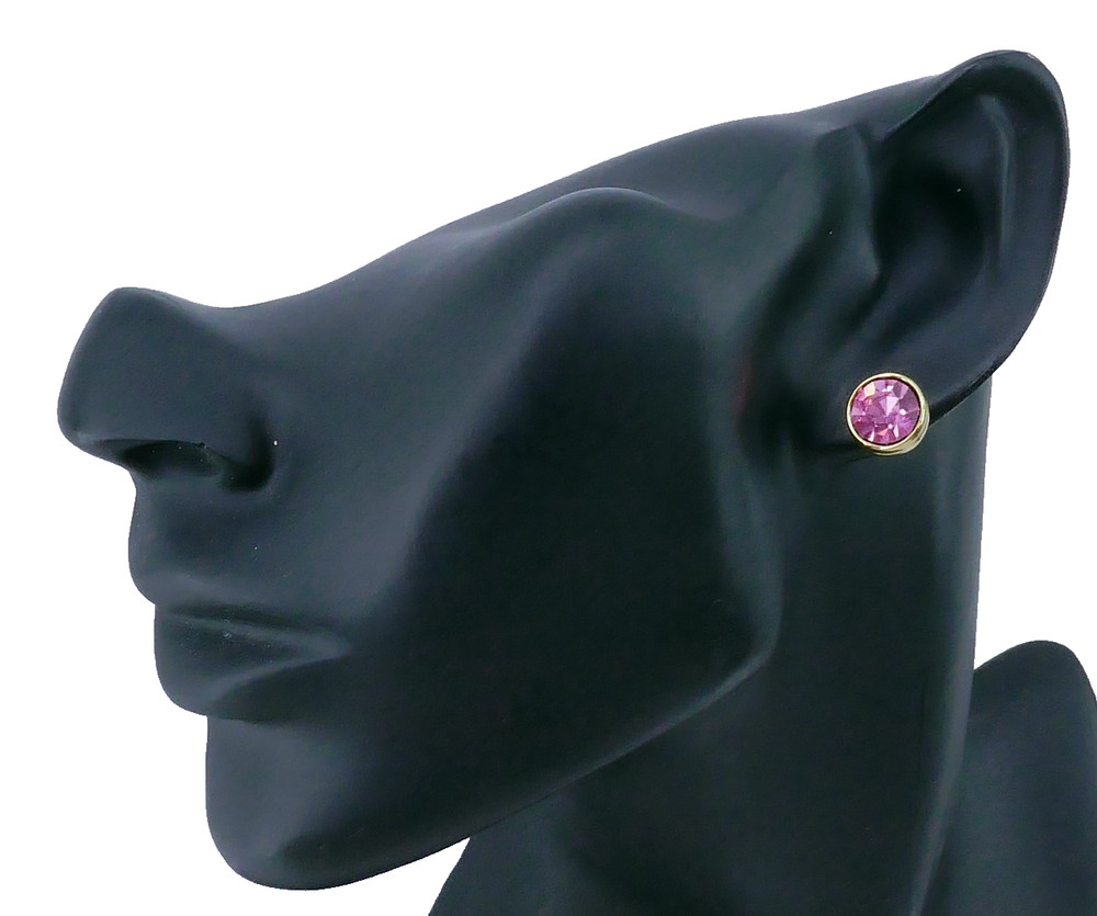 STUNNiNG SWAROVSKi SOLiTAiRE PiNK CRYSTAL GOLD BEZEL PiERCED POST EARRiNGS