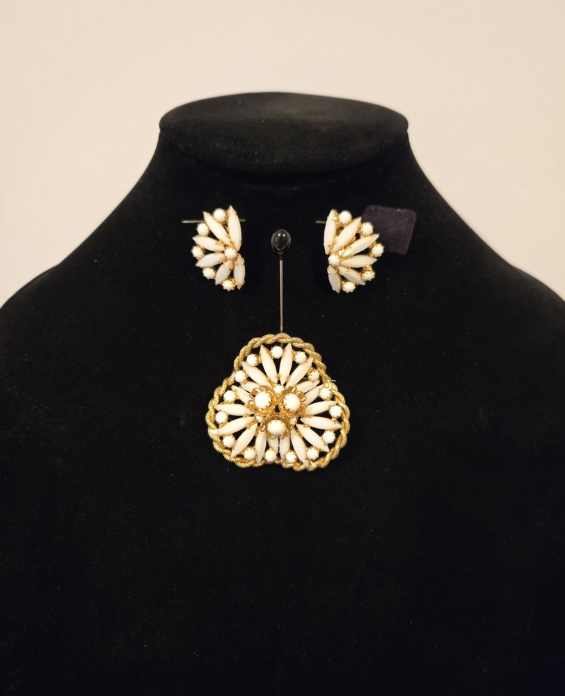 Vintage Goldtone White Navette Brooch And Clip-on Earrings Set Juliana Style