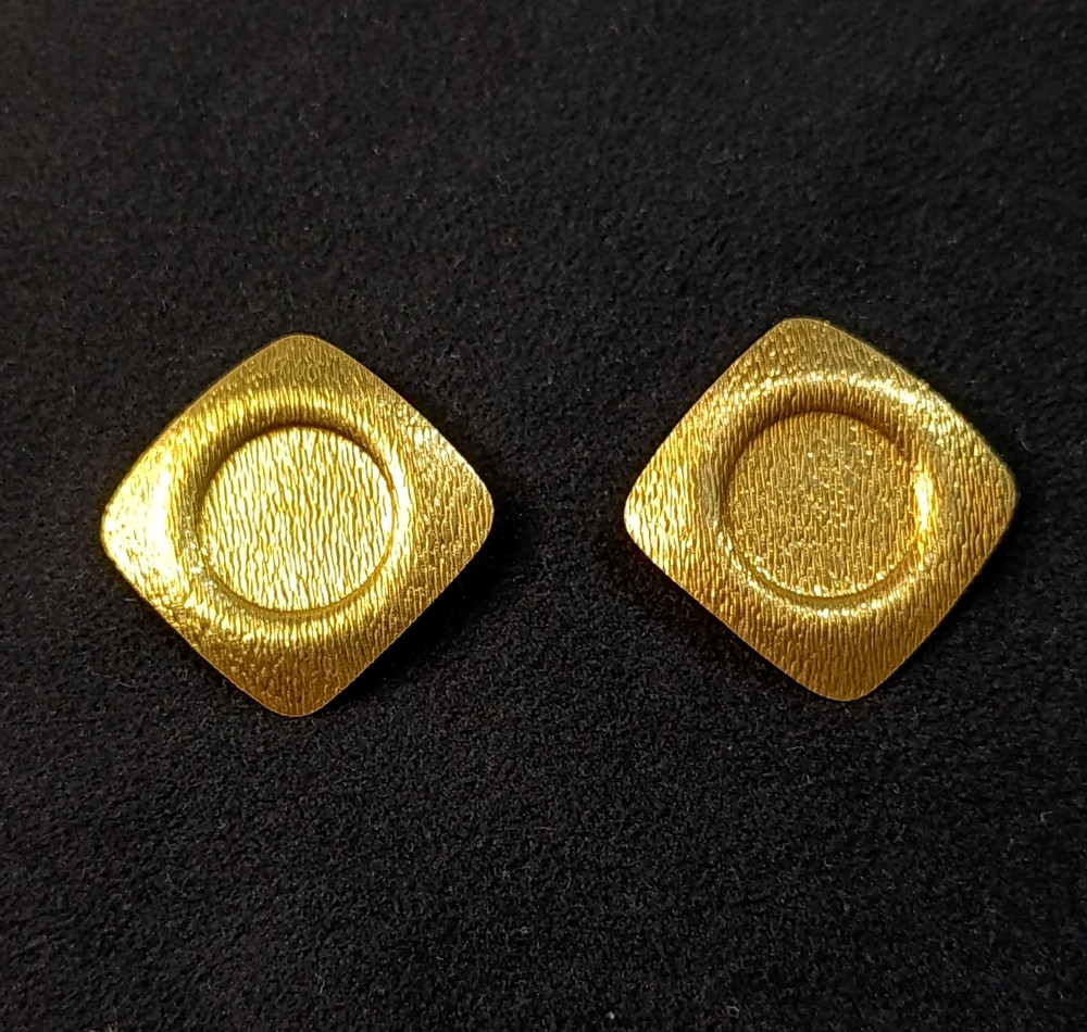 Vintage Gold-Tone Clip-On Earrings Textured Metal Alloy Retro Statement Jewelry