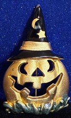 🎃Vintage Signed AAi Jewelry HALLOWEEN Jack O Lantern in a Wizard’s Hat Brooch