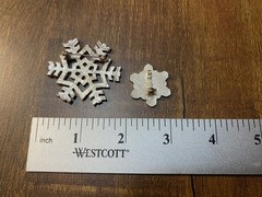 Vintage 20PC Lot Of Christmas Brooches, Pins, Button Covers, And Accent Pieces
