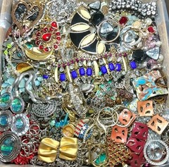 Jewelry Treasure Box Lot Unsearched Unsorted Vtg & New Junk & Good Resell 3 Lbs