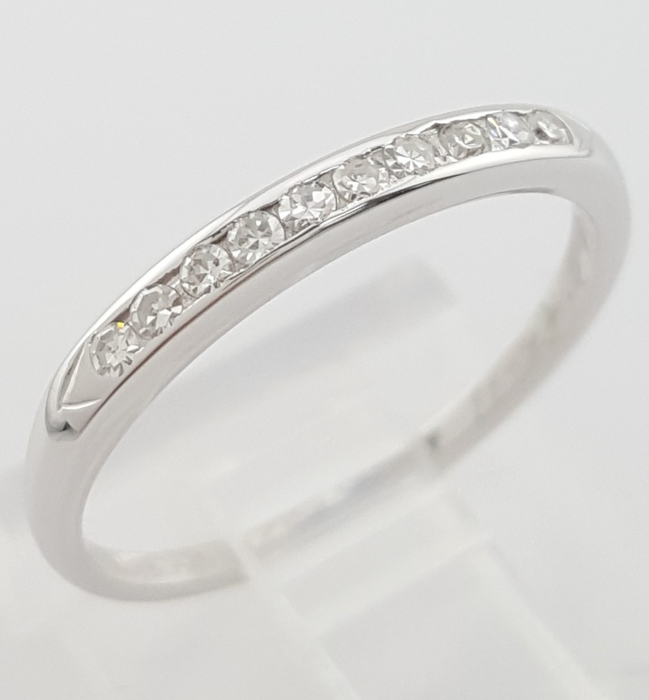 Vintage Single Cut Diamond Channel Set Wedding Band 0.1 ct 2.2 mm 18k W Gold